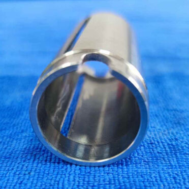 Op maat gemaakte corrosiebestendige uitbreidingsmouw van roestvrij staal met sleutelloze bevestiging voor pompen